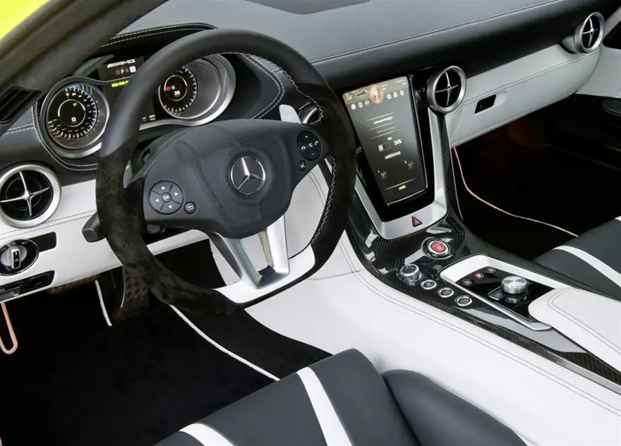 2010 Mercedes -Benz SLS 8