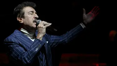 Ferdi Tayfur, Ankara'da Hatıran Yeter konseri ile anıldı