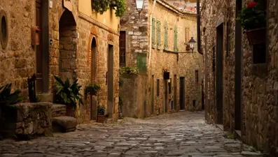 İtalya'nın kurtuluş planı: "1 euroluk ev"lerin ardındaki gerçek