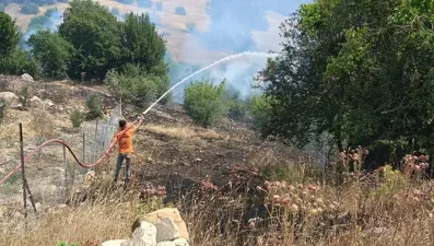 Kumluca'daki ormanı tehdit eden yangın kontrol altında