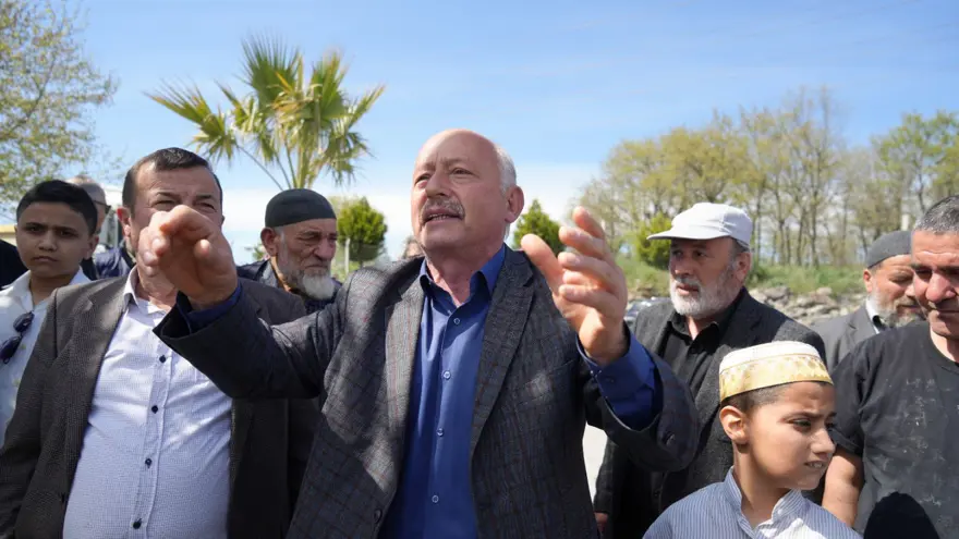 Mahalleliden araçlarıyla hafriyat kamyonlarına tepki 6