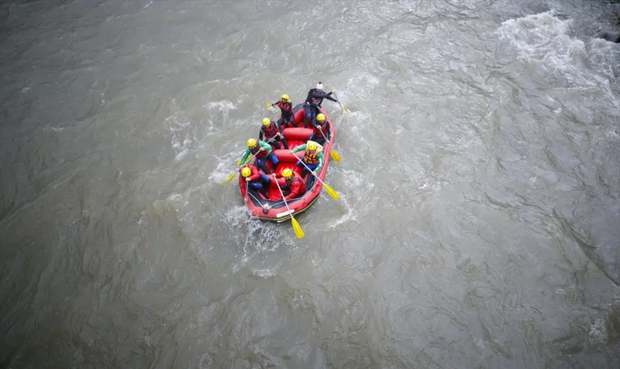 Melen Çayı'nda rafting sezonu açıldı 14 Melen Çayı'nda rafting sezonu açıldı 14