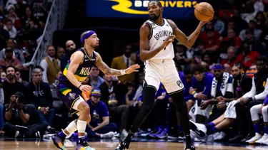 Kevin Durant NBA'de en az 2 hafta oynayamayacak