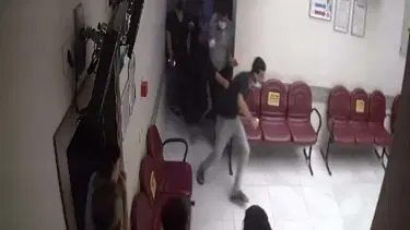 Mersin'de tedaviyi beğenmeyip diş hekimini dövdü