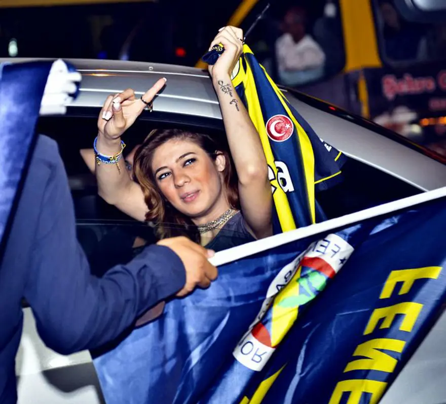 Türkiye sarı lacivert 8