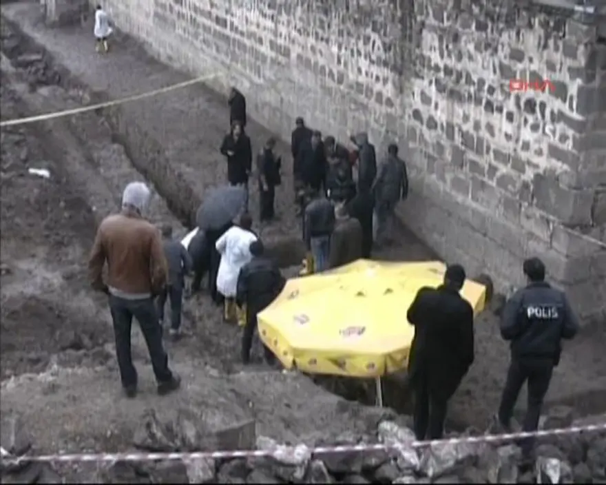 JİTEM binasında kafatasları 17