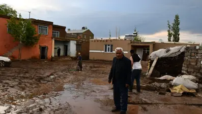Ağrı'da sel sularına kapılan çocuk hayatını kaybetti