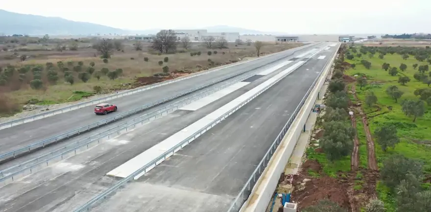 Bakanlar Varank ve Nebati, Togg'un direksiyonuna geçti: Bu müthiş bir duygu 14