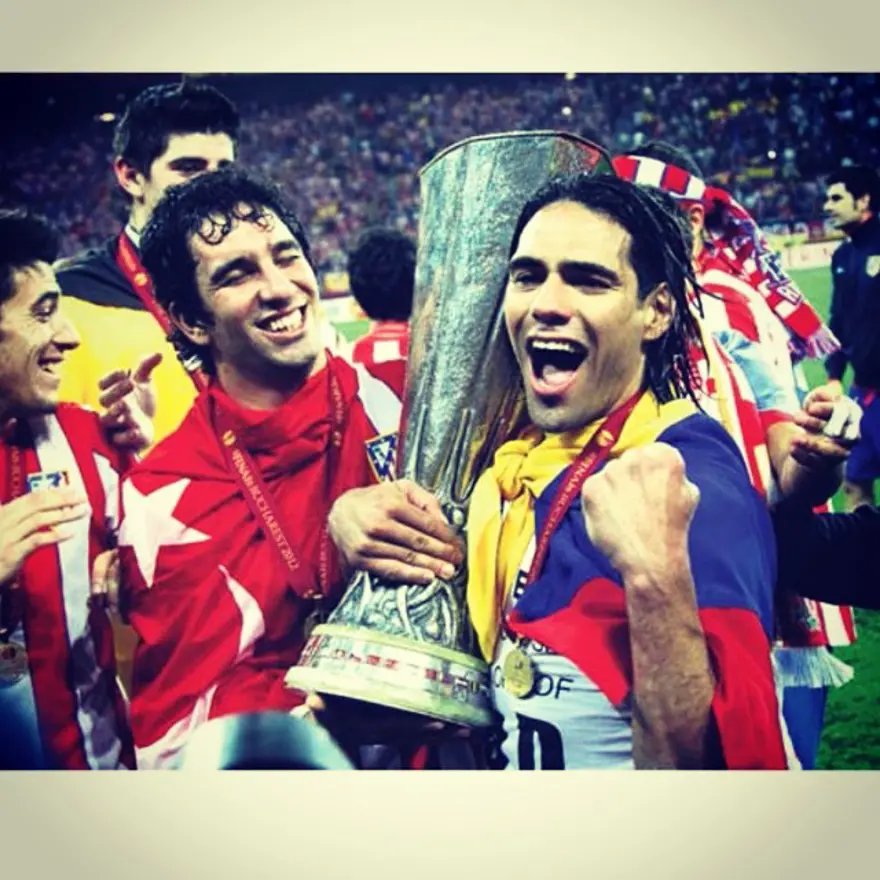 Arda Turan'ın 15 milyon euroluk malikanesi 213 Arda Turan'ın 15 milyon euroluk malikanesi 213