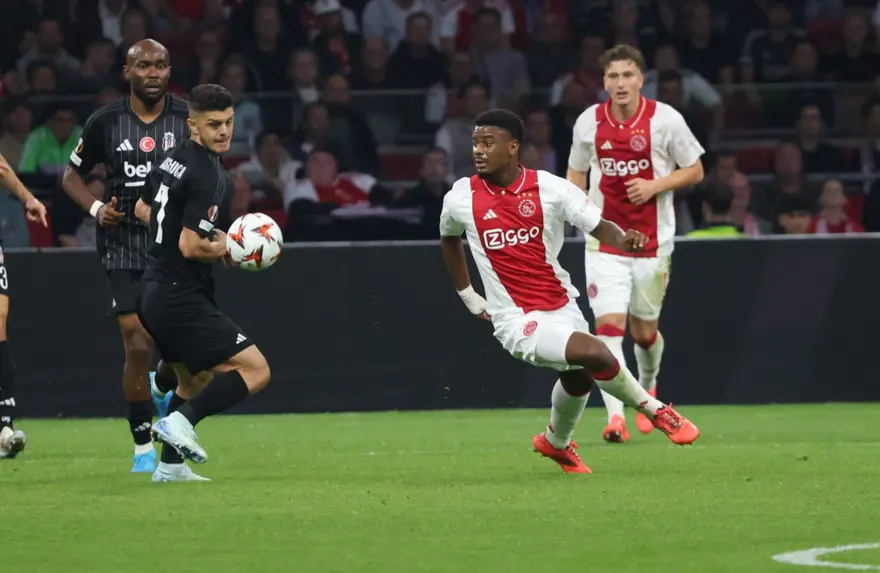 Beşiktaş, Hollanda'da farklı kaybetti 20