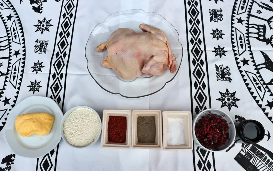 "Ağa çorbası" deniyor. Bitki doğadan toplanıyor, ekşisi kavanozda saklanıyor 1