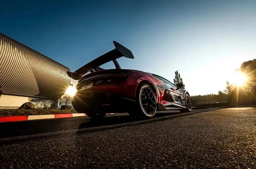 Bugatti'yi tahtından etmişti. Çinli marka gözünü 500 km/h hız sınırına dikti 4 Bugatti'yi tahtından etmişti. Çinli marka gözünü 500 km/h hız sınırına dikti 4