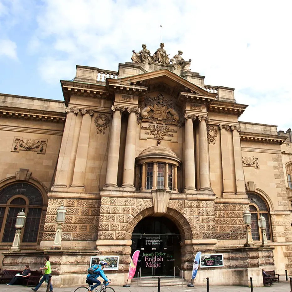 Müzeden 600'den fazla tarihi eser çalındı