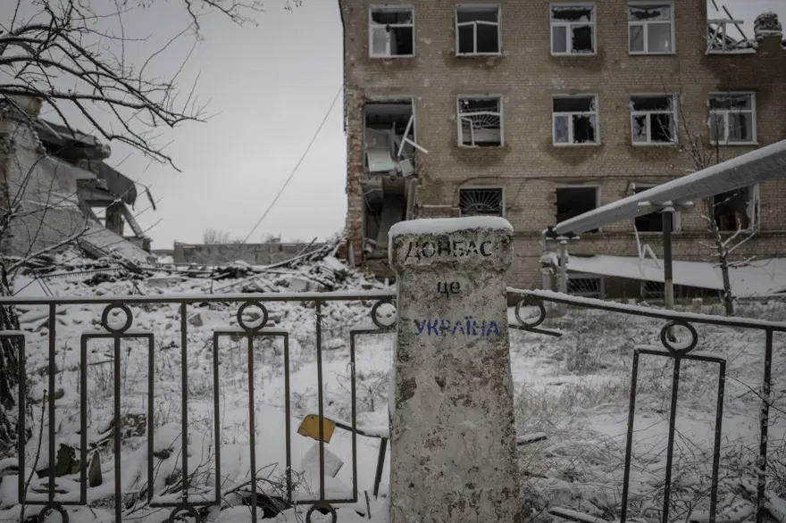 Ukrayna'da yeni yıl: Siviller sığınakta hayatta kalma mücadelesi veriyor 19 Ukrayna'da yeni yıl: Siviller sığınakta hayatta kalma mücadelesi veriyor 19