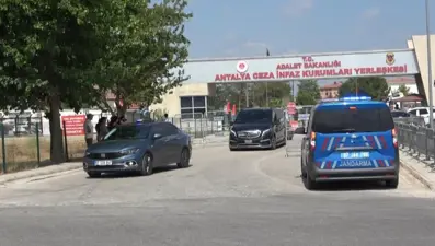 Kemal Kılıçdaroğlu'ndan Muhittin Böcek'e ziyaret