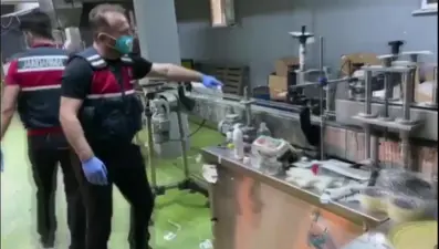 İstanbul'da jandarmadan dezenfektan operasyonu