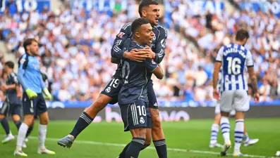 "Yine yeniden Ceballos" (18 Ekim 2025 spor manşetleri)