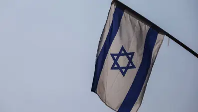 Fransa'da yargı kararı: İsrail bayrakları kaldırılacak