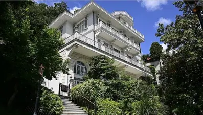 Boğazın en pahalılarından: Beyaz Köşk dördüncü ihalede satıldı