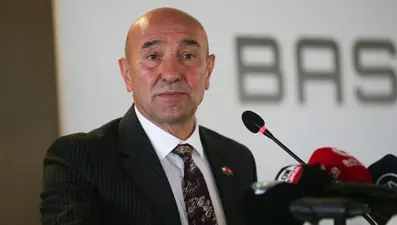 İzmir Büyükşehir Belediyesi'ne operasyon: Tunç Soyer de gözaltına alındı