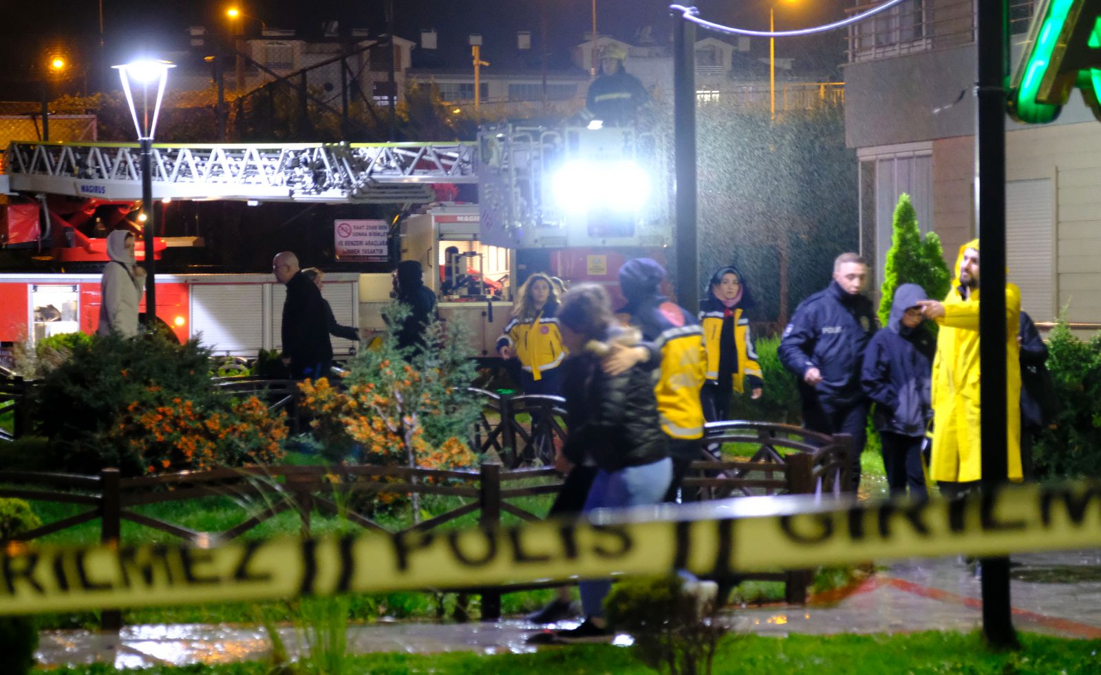 Konya’da yangın: Eski bakan Lütfi Elvan’ın annesi gözetimaltında tutuluyor