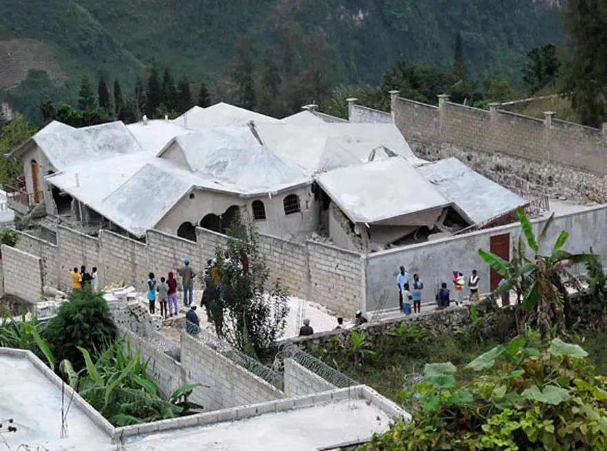 Deprem Haiti'yi yıktı 13