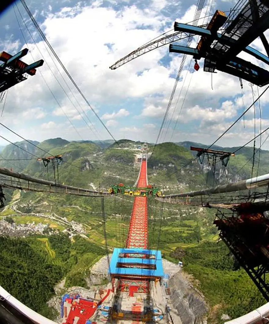 Dünyanın en yüksek asma köprüsü 7