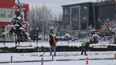 4 ilde engelli ve hamile çalışanlara kar izni