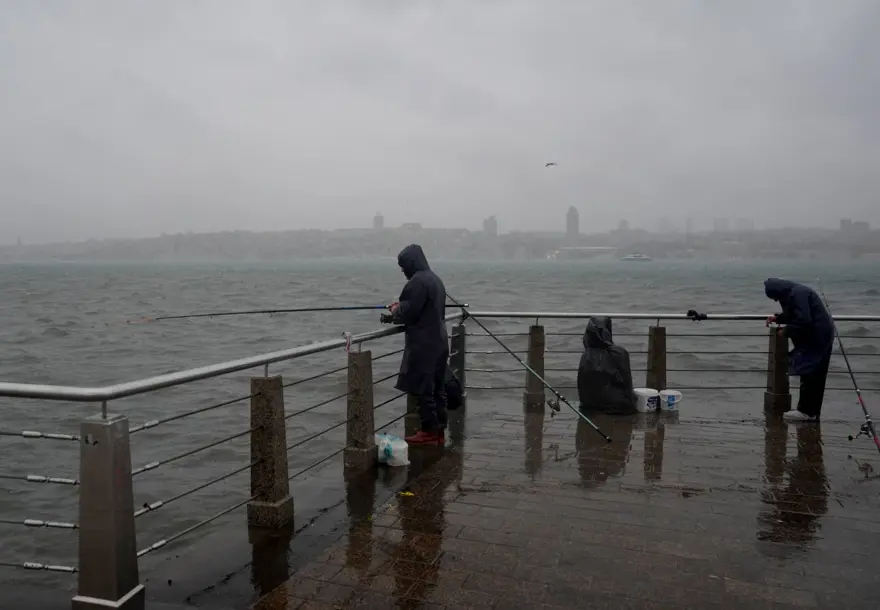 İstanbullular dikkat! AKOM ve meteorolojiden saat verdi: Çok kuvvetli sağanak ve fırtına geliyor 5 İstanbullular dikkat! AKOM ve meteorolojiden saat verdi: Çok kuvvetli sağanak ve fırtına geliyor 5