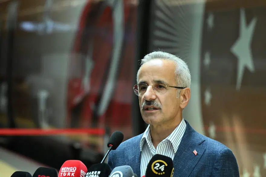 Bakan Uraloğlu: 2 milyondan fazla genç trenle seyahat etti 
