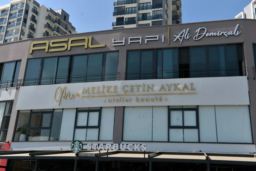 Başkanın kızının güzellik merkezine kurşun yağmuru 