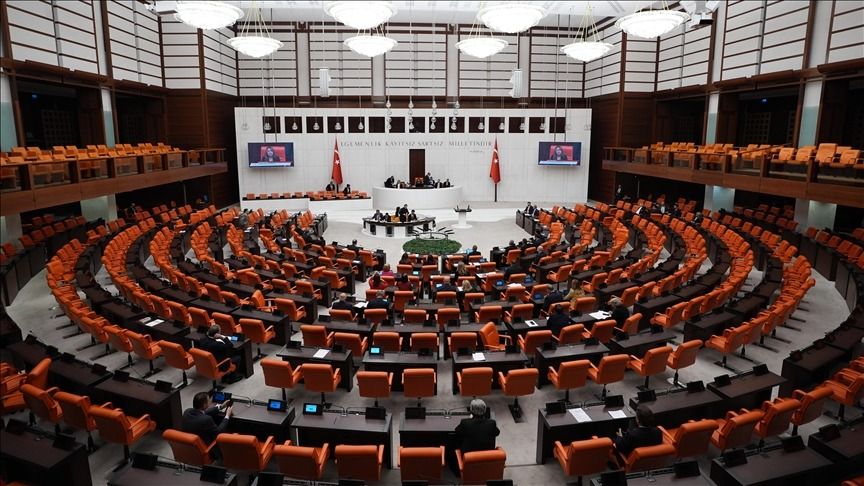 Kadına şiddetle mücadele: Meclis'te araştırma komisyonu kurulacak