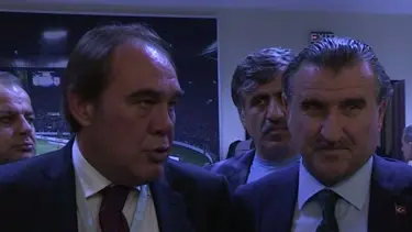 Bakan Osman Aşkın Bak ve TFF Başkanı Demirören, hakeme dikkat çekti