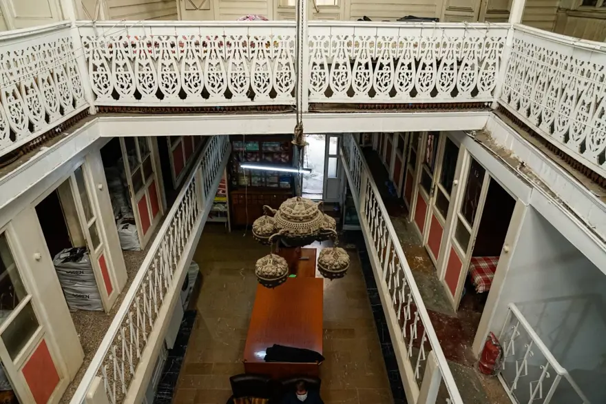 Tarihi hamam 29 milyondan satışta 11