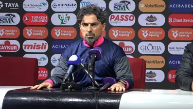 İlhan Palut'tan 25 saniyelik basın toplantısı: "Kötü bir gol yedik"