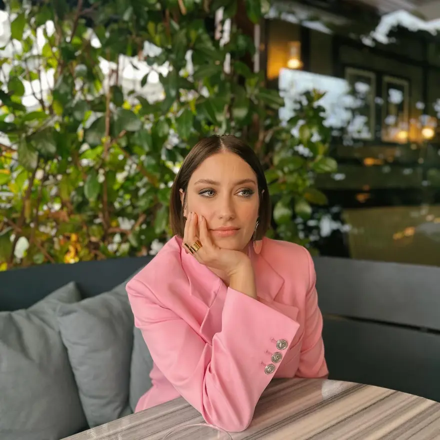 Hazal Kaya nasıl kilo verdiğini açıkladı 2