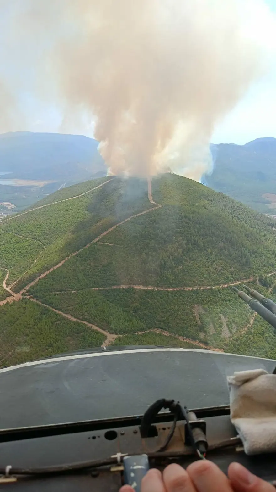 İZMİR'DE ORMAN YANGINI KONTROL ALTINDA 11