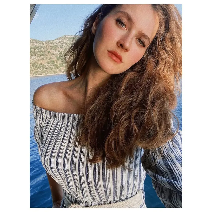 Sen Ağlama İstanbul dizisine Rüya geliyor 5