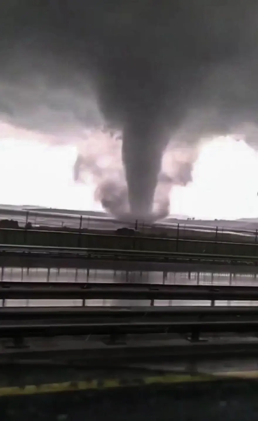 İstanbul'da Çatalca ve Hadımköy'de korkutan hortum 3