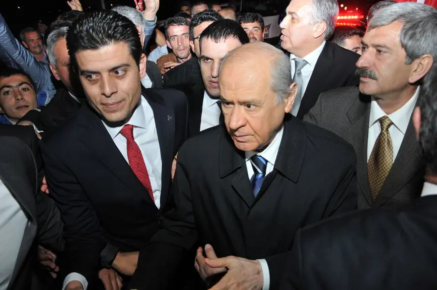 Bahçeli Antalya'da o sloganla karşılandı 3