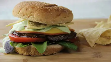 AB oyladı: "Vejetaryen burger" demek yasaklanabilir