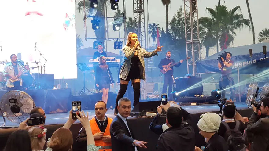 Adana'da renkli Portakal Çiçeği Karnavalı korteji 8 Adana'da renkli Portakal Çiçeği Karnavalı korteji 8