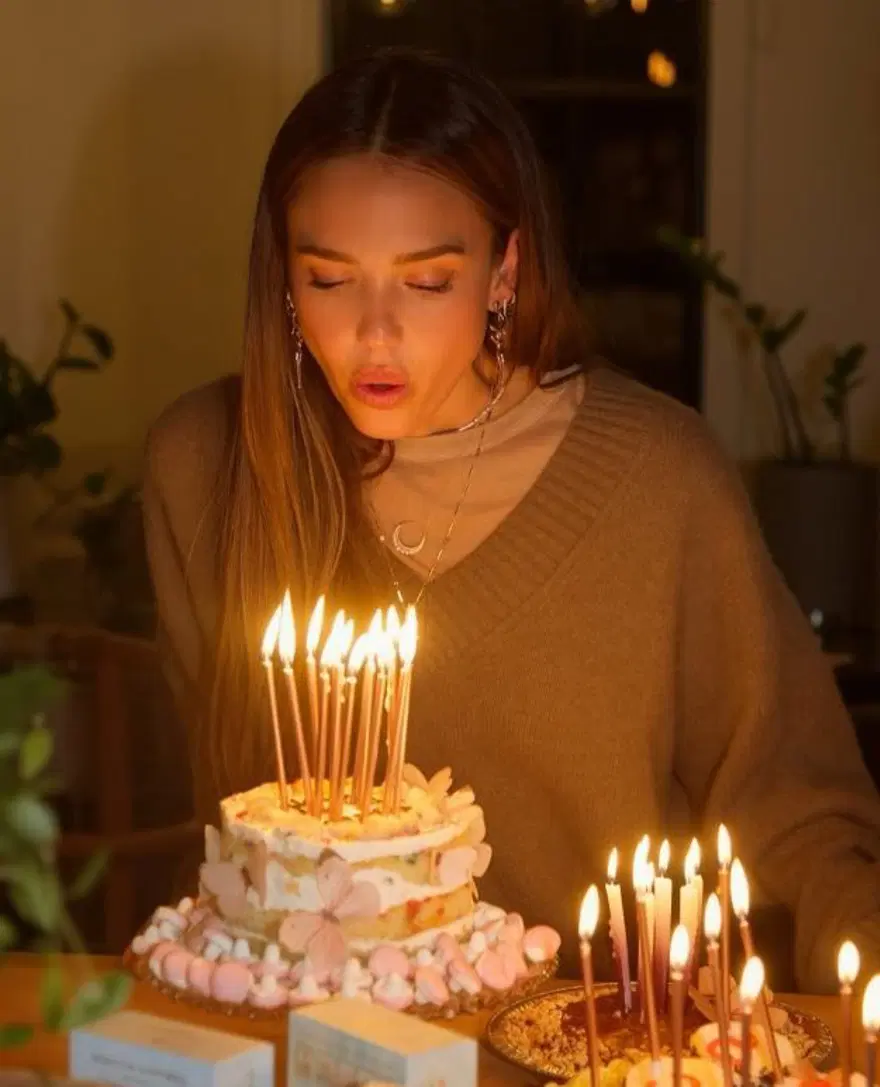 16 yıllık evliliği biten Jessica Alba: Yeni yaşımdan dileğim, sevildiğimi hissetmek 16 yıllık evliliği biten Jessica Alba: Yeni yaşımdan dileğim, sevildiğimi hissetmek