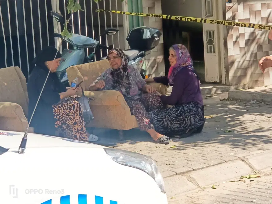 Eşiyle barışan Ebru'yu eski sevgilisi katletti 4 Eşiyle barışan Ebru'yu eski sevgilisi katletti 4