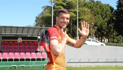 Podolski'den ayrılık mesajı: Beni unutmayın