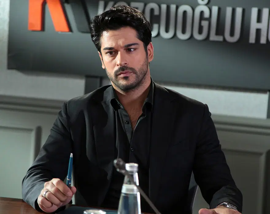 Burak Özçivit tükenmişlik sendromu iddialarını yalanladı 7