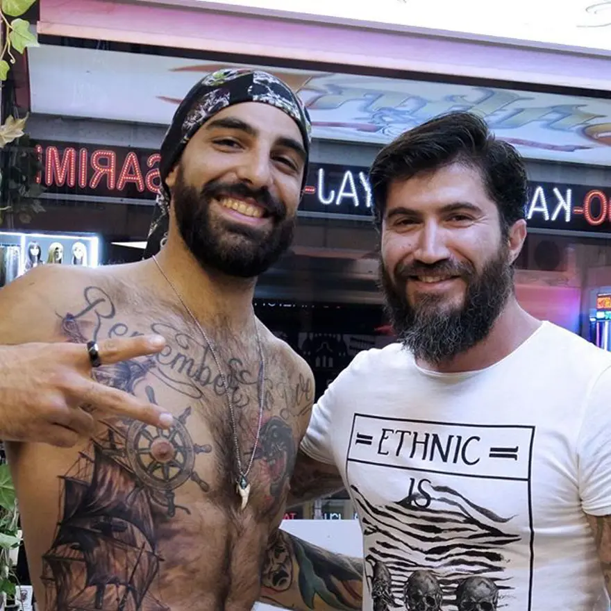 Eser West'ten Survivor paylaşımı (Eser West kimdir?) 3 Eser West'ten Survivor paylaşımı (Eser West kimdir?) 3