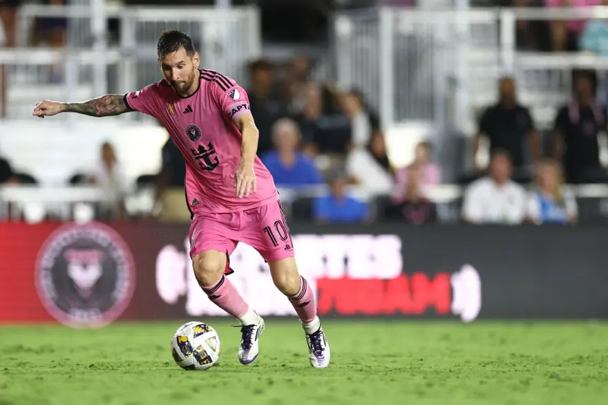 Messi'den hakeme hakaret: Baş belasısın! 7 Messi'den hakeme hakaret: Baş belasısın! 7