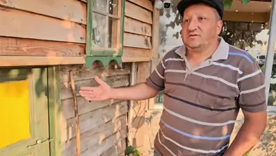 Bir hevesle başladı, çocukluğuna yolculuk için bahçesini adeta müzeye dönüştürdü