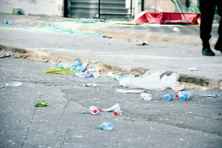 İzmir'deki 5 kişinin can verdiği patlamada hasar tespit çalışmalarına başlandı 9 İzmir'deki 5 kişinin can verdiği patlamada hasar tespit çalışmalarına başlandı 9